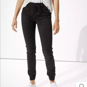 AE High-Waisted Jegging Joggers